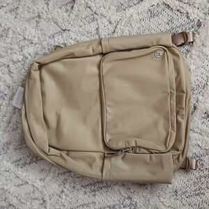 Lululemon Everywhere backpack 22L 🔥